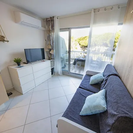 La Fregate-15 By Interhome *