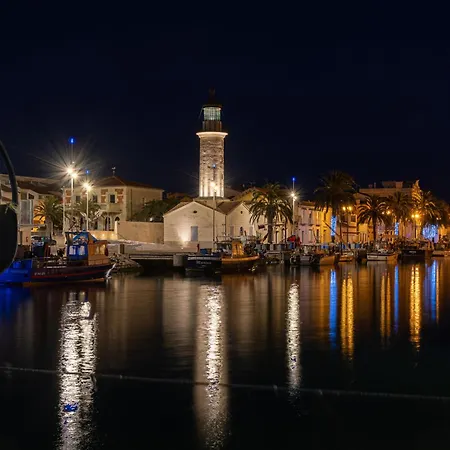 La Fregate-15 By Interhome